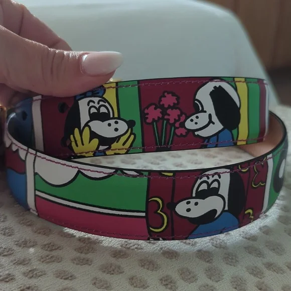 Moschino Logo Buckle Comic print leather belt - Picture 11 of 12